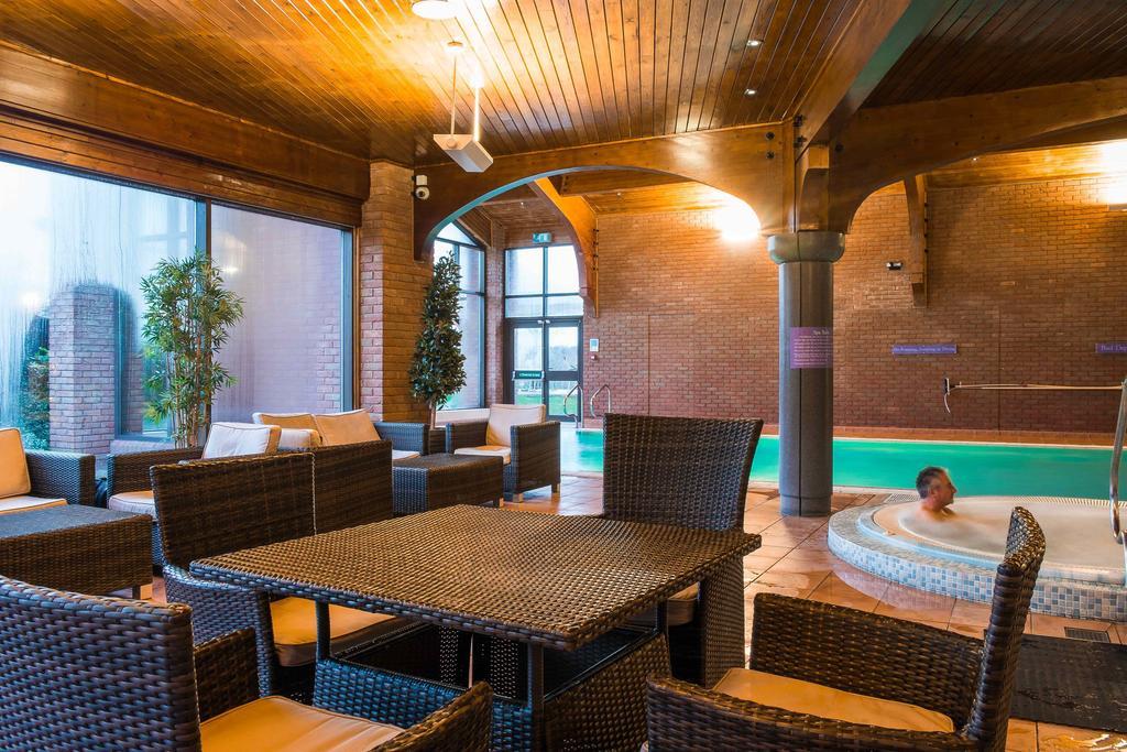 Abbey Hotel Golf & Spa Redditch Exterior foto